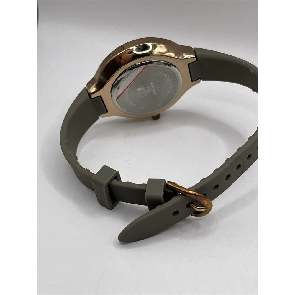 Xhilaration Women's Quartz Watch Gray Silicone Band Rose Gold Case- New‎ Battery